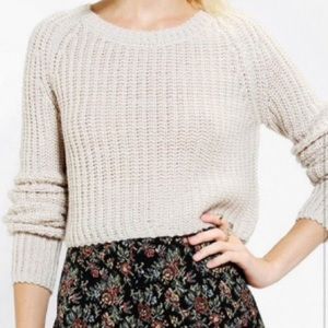 Urban Outfitters Cream Cropped Sweater Size XS